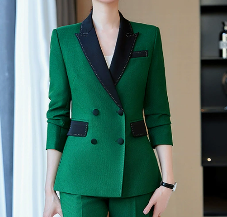Women's Sophisticated Blazer for Spring and Autumn - Image 2