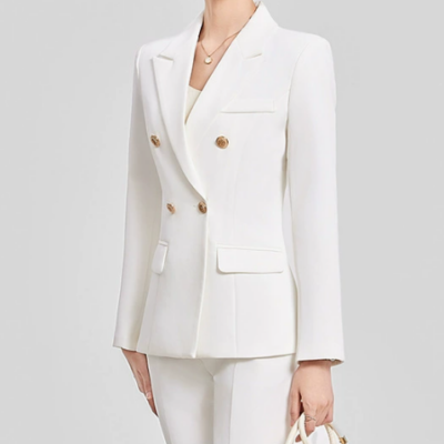 High-end women's suit set for autumn – sophisticated business style.